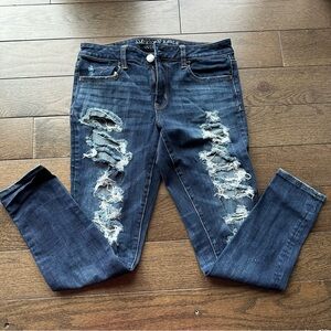 American Eagle ripped skinny jeans